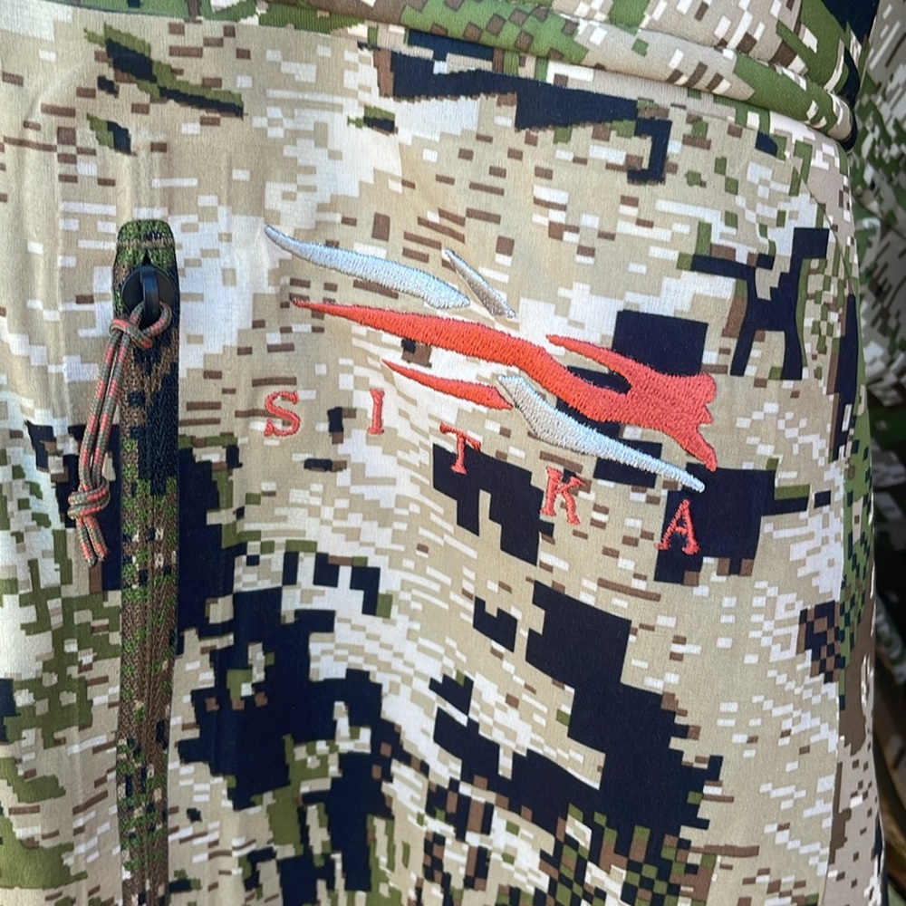 SITKA Windstopper Digital Camo Hunting Jacket 2XL - Picture 2 of 8